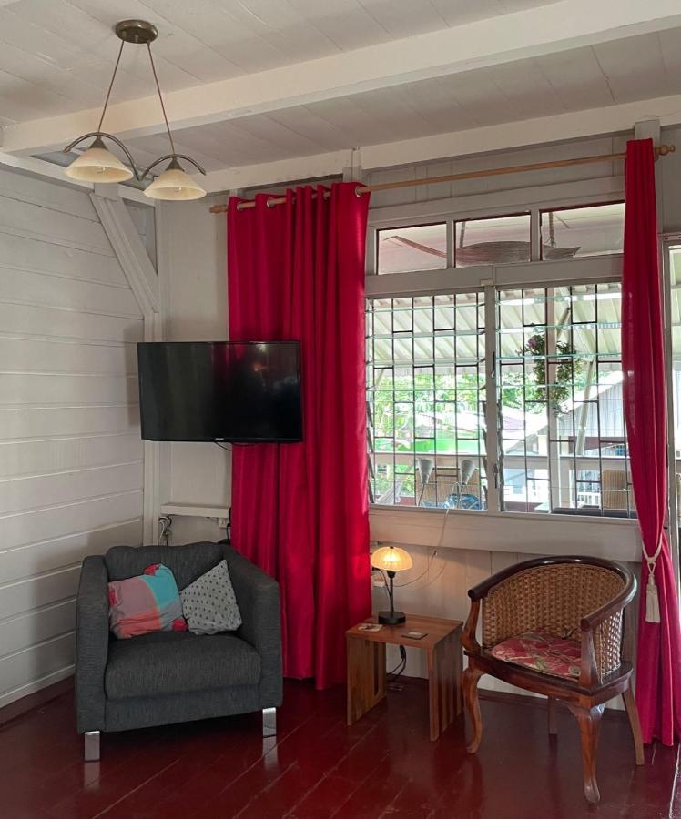 Max Garden And Pool Apartment Paramaribo Exterior photo