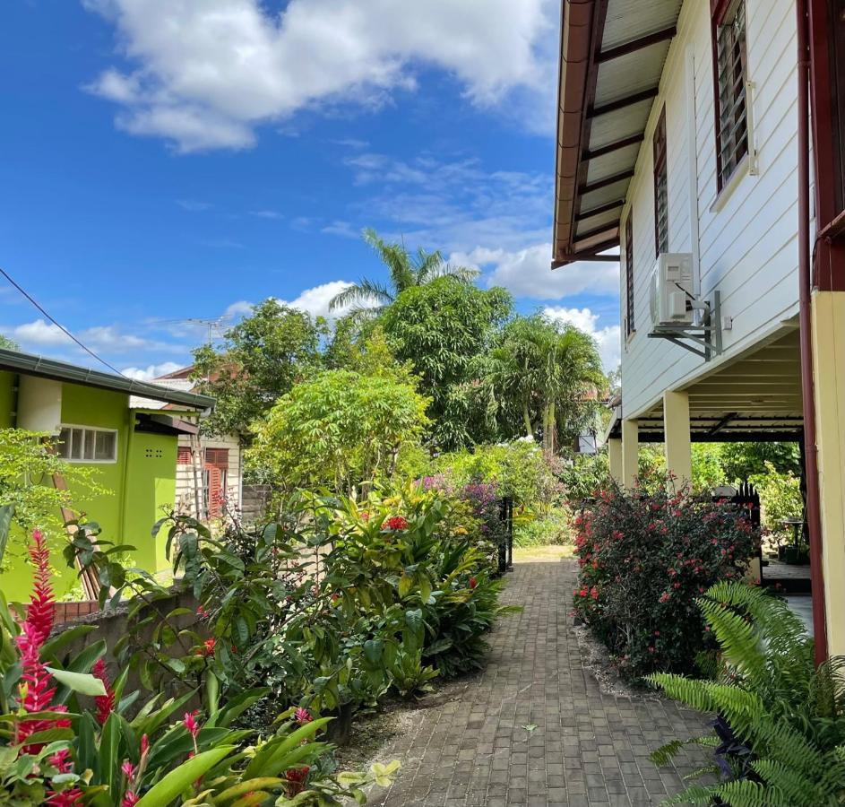 Max Garden And Pool Apartment Paramaribo Exterior photo