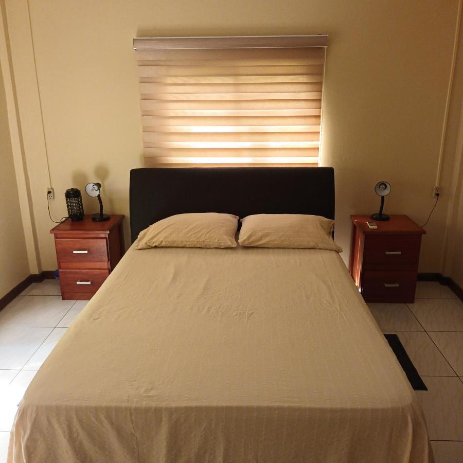 Max Garden And Pool Apartment Paramaribo Exterior photo