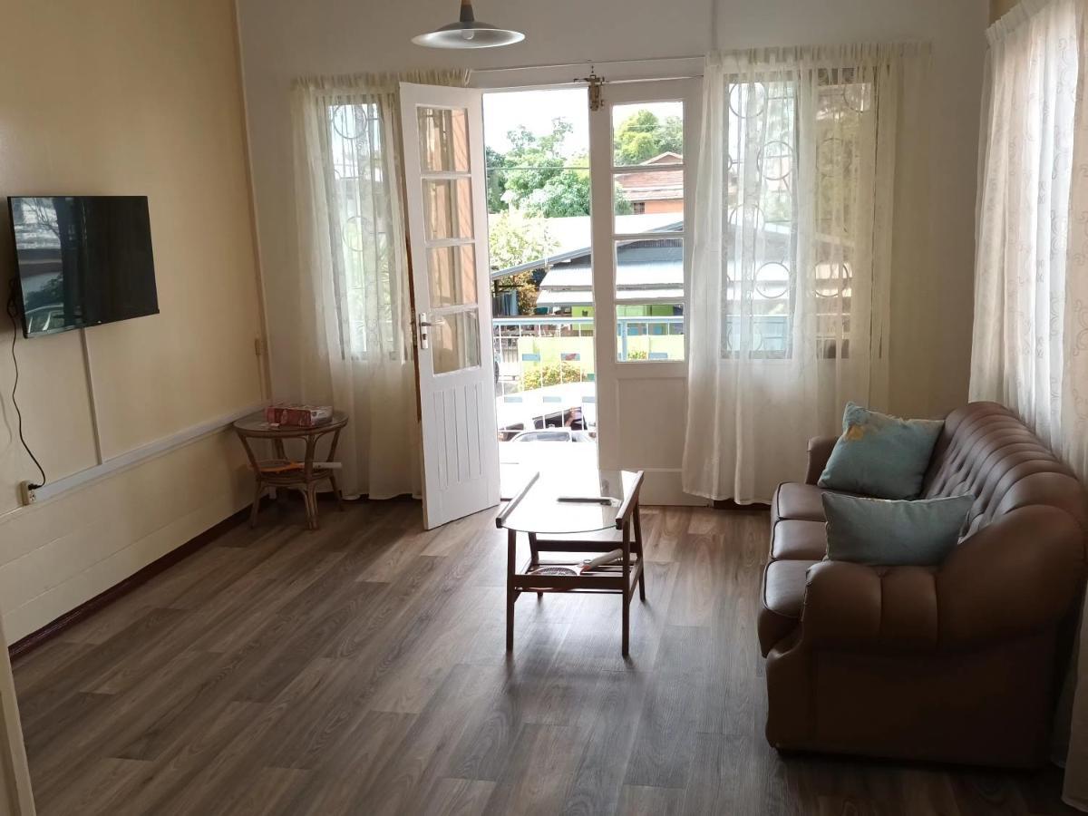 Max Garden And Pool Apartment Paramaribo Exterior photo