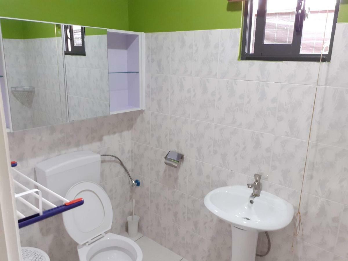 Max Garden And Pool Apartment Paramaribo Exterior photo