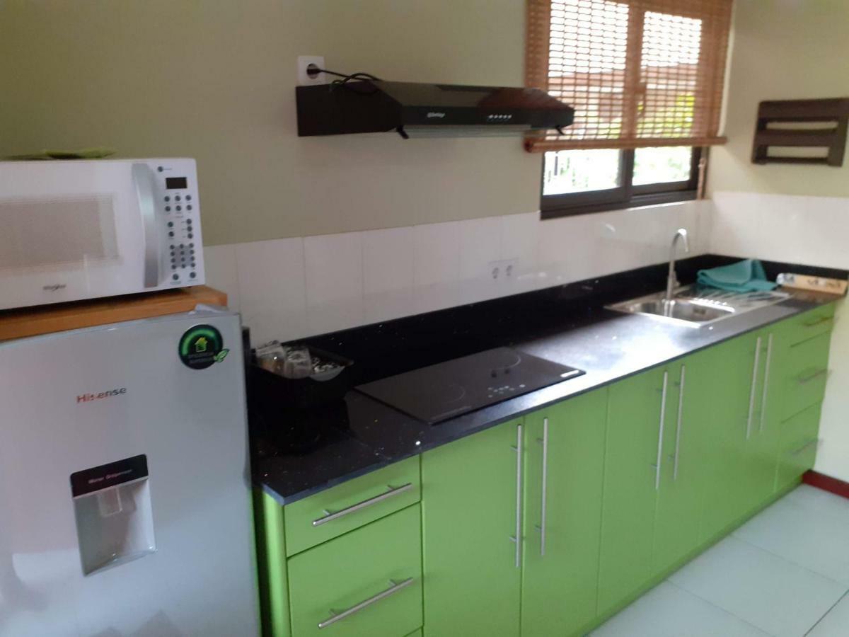 Max Garden And Pool Apartment Paramaribo Exterior photo