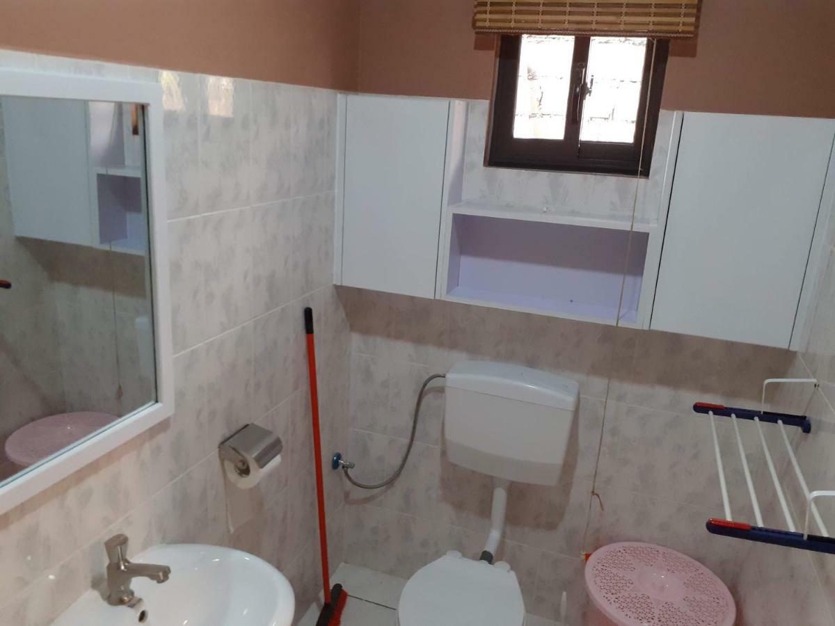 Max Garden And Pool Apartment Paramaribo Exterior photo